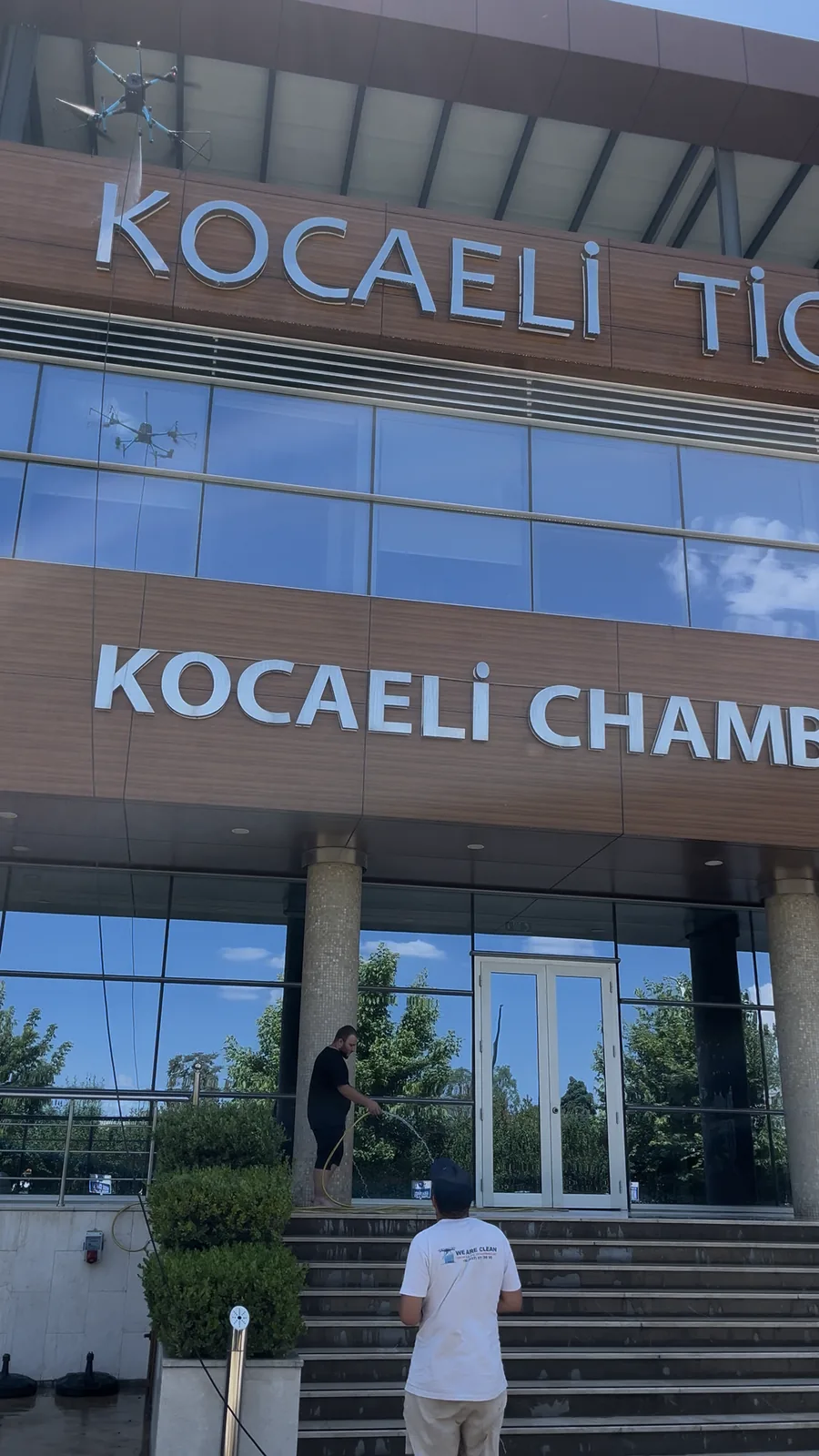 Kocaeli Ticaret Odası dış cephe cam temizliği — 3